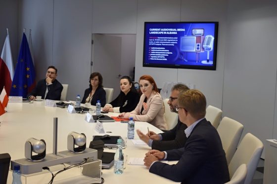 Thellohet bashkëpunimi mes AMA-s dhe rregullatorit të Polonisë. Krasniqi: Ramë dakord për organizimin e aktiviteteve të përbashkëta