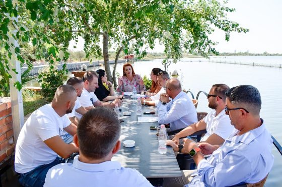Ndryshimet në rregullore, kryetarja e AMA-s takon subjektet e autorizuar në Lezhë e Shkodër