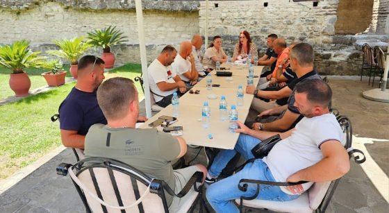 Konsultimet publike për ndryshimet në Rregulloren e Autorizimeve,  Krasniqi:  E kënaqur për dakordësinë që patëm me subjektet në Qarkun e Elbasanit