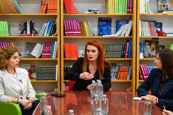 Krasniqi mirëpret në AMA pjesëmarrësit e Programit Rajonal të Lidershipit dhe Mobilitetit të të Rinjve