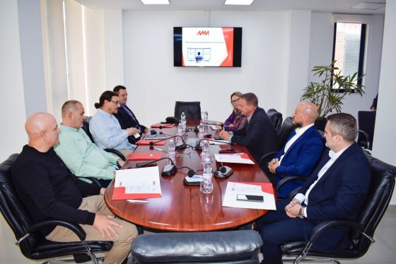 Shkëmbimi i eksperiencave, delegacioni i Autoritetit Rregullator të Serbisë vizitë në AMA